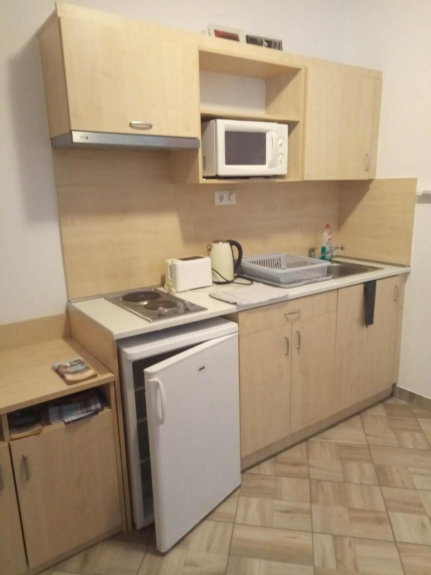 Oazis Wellness Apartman2 Hajdúszoboszló 객실 사진